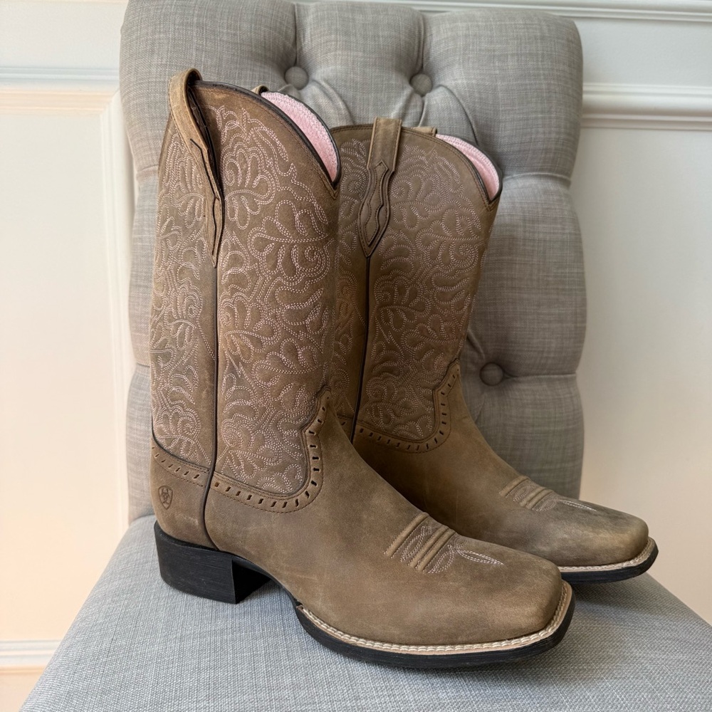 Ariat Brown Ankle Boots with Embroidered Design OBO